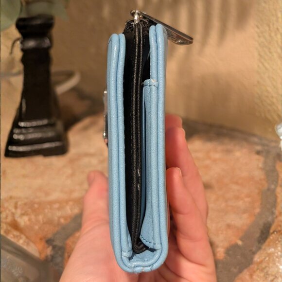 Loungefly Disney Parks, Dogs Flap Wallet Faux Leather Blue - Picture 5 of 10